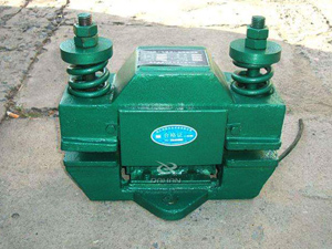 電磁倉壁振動(dòng)器